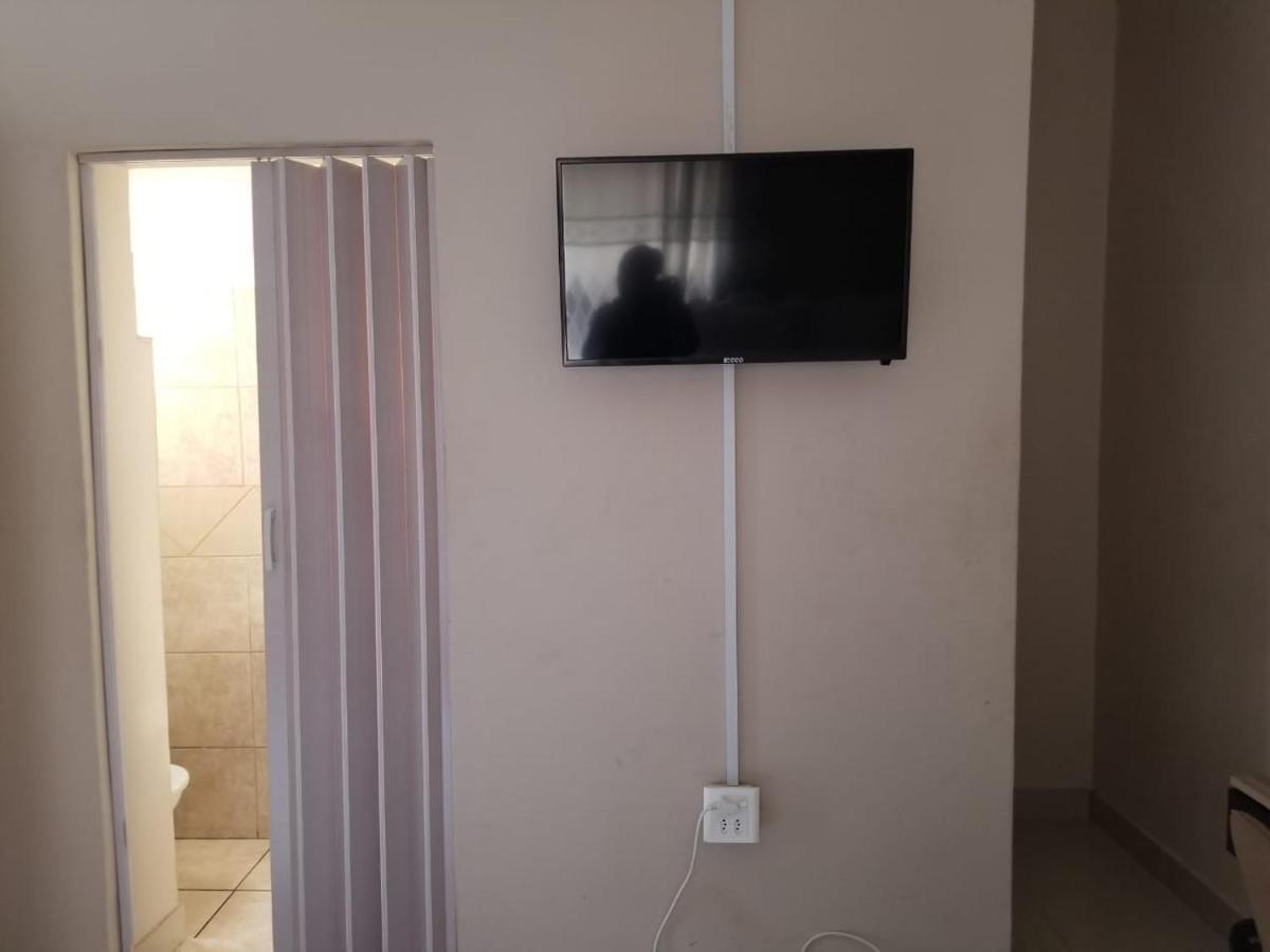 Pinto City Motel Kempton Park Extérieur photo