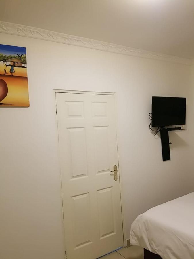 Pinto City Motel Kempton Park Extérieur photo
