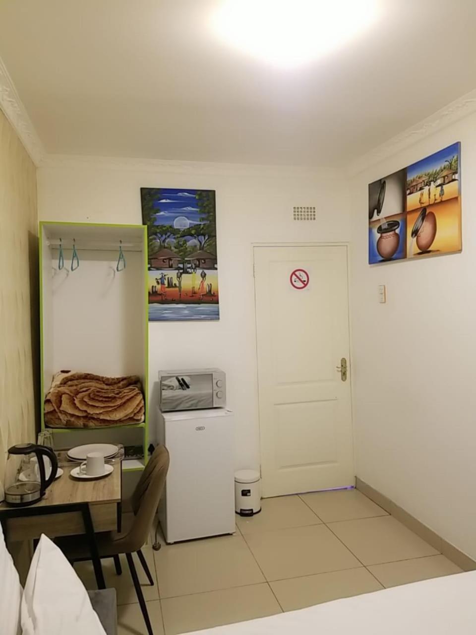 Pinto City Motel Kempton Park Extérieur photo